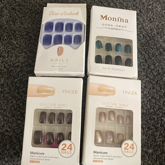 Manicure in minutes! 24 nails in each set! Glue on no mess no stress nails! - Picture 5 of 5